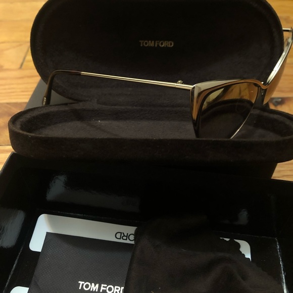 Tom Ford Sunglasses - Picture 3 of 5